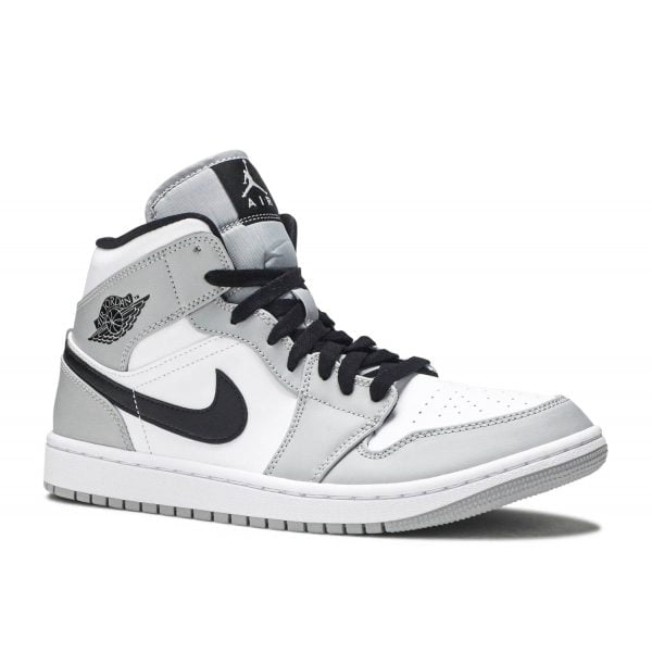AIR JORDAN 1 RETRO HIGH – Smoke Light Grey