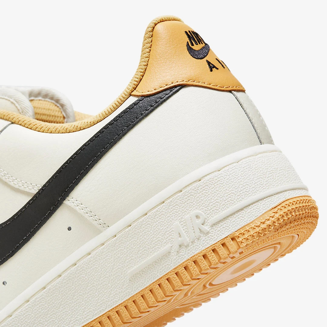 Nike Air Force 1 Low Sail/Gold