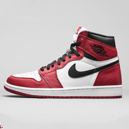 AIR JORDAN 1 RETRO HIGH – CHICAGO BULLS